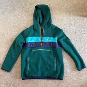 cotopaxi Green Hooded Fleece Pullover with Teal and Navy Panels